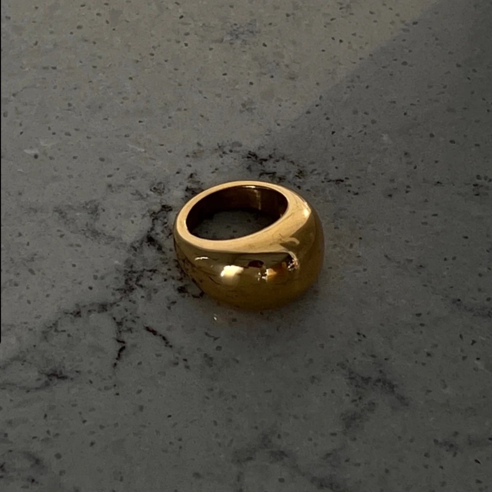 Second Wind The Angelina Ring - Gold